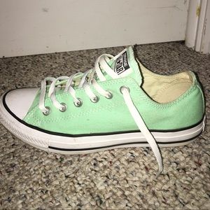 Mint Converse